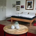 An Der Weinstrasse Lägenhet