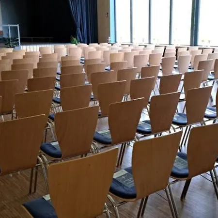 An Der Weinstrasse Lägenhet *