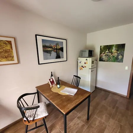 Apartamento An Der Weinstrasse